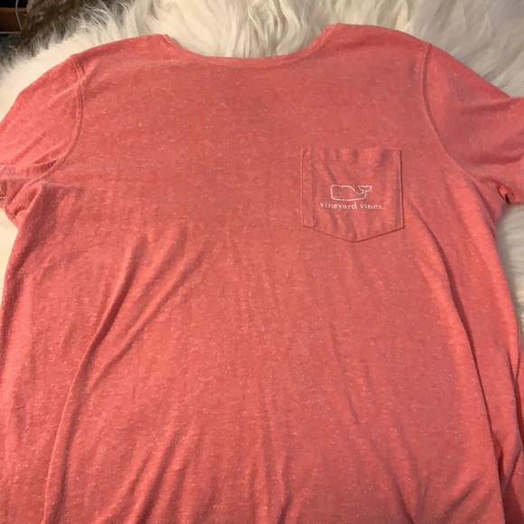 Vineyard Vines Women’s Medium Shirt - Picture 3 of 3